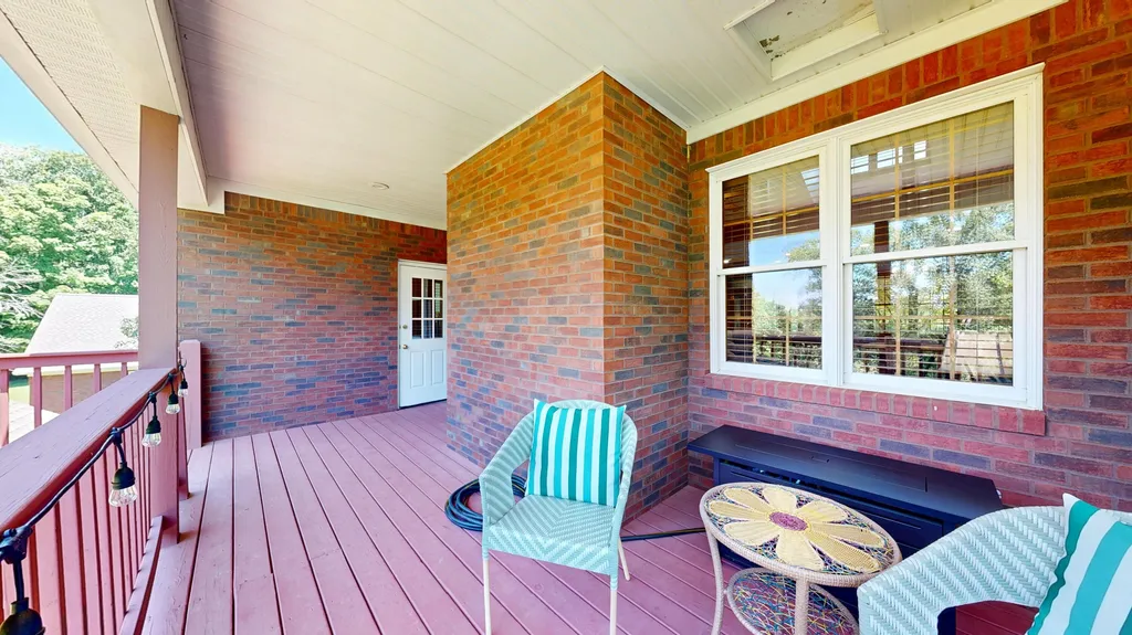 419 Livingston Way Cadiz KY 42211