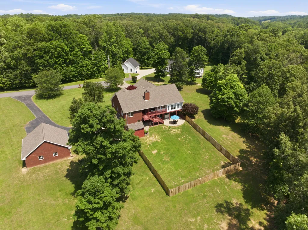 419 Livingston Way Cadiz KY 42211
