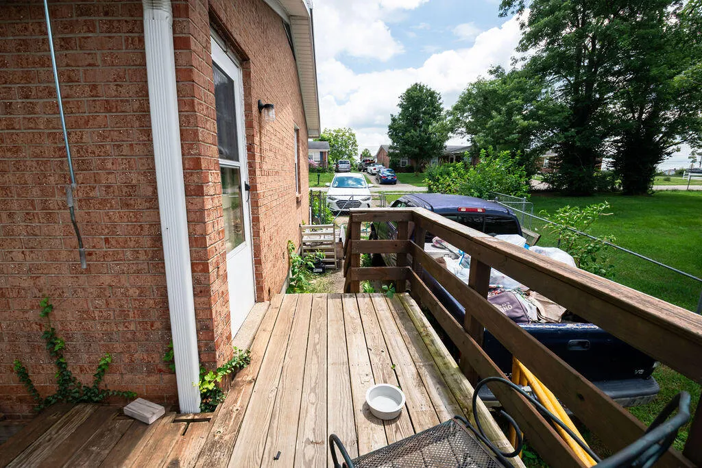 325 Foxwood Drive Nicholasville KY 40356