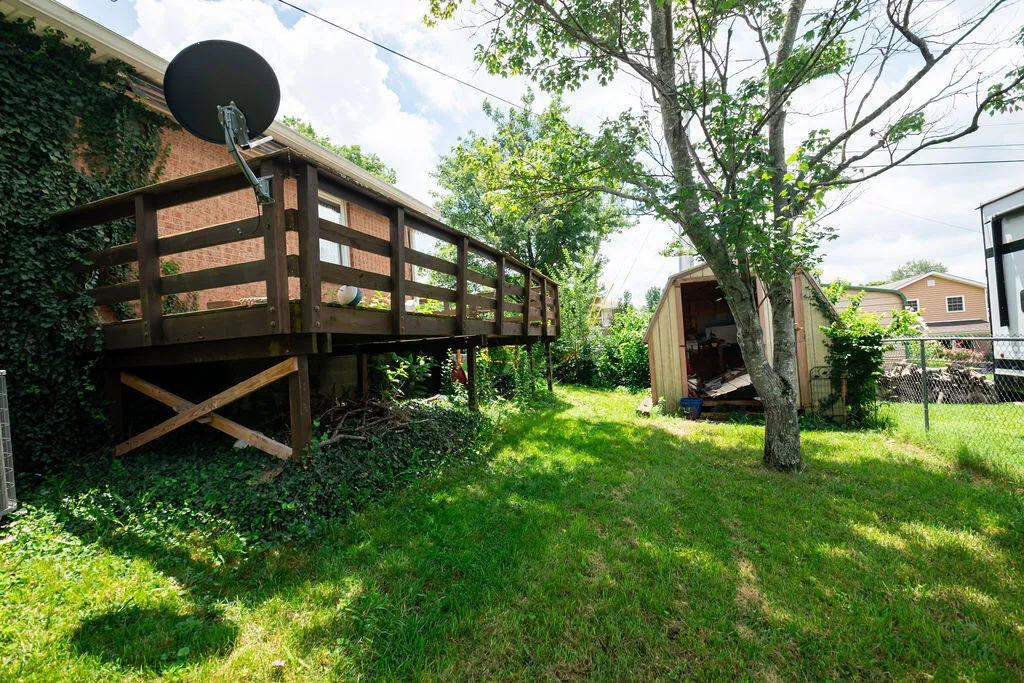 325 Foxwood Drive Nicholasville KY 40356
