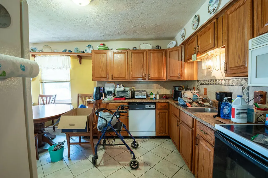 325 Foxwood Drive Nicholasville KY 40356