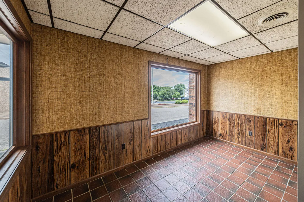 208 E 11th Street Benton KY 42025