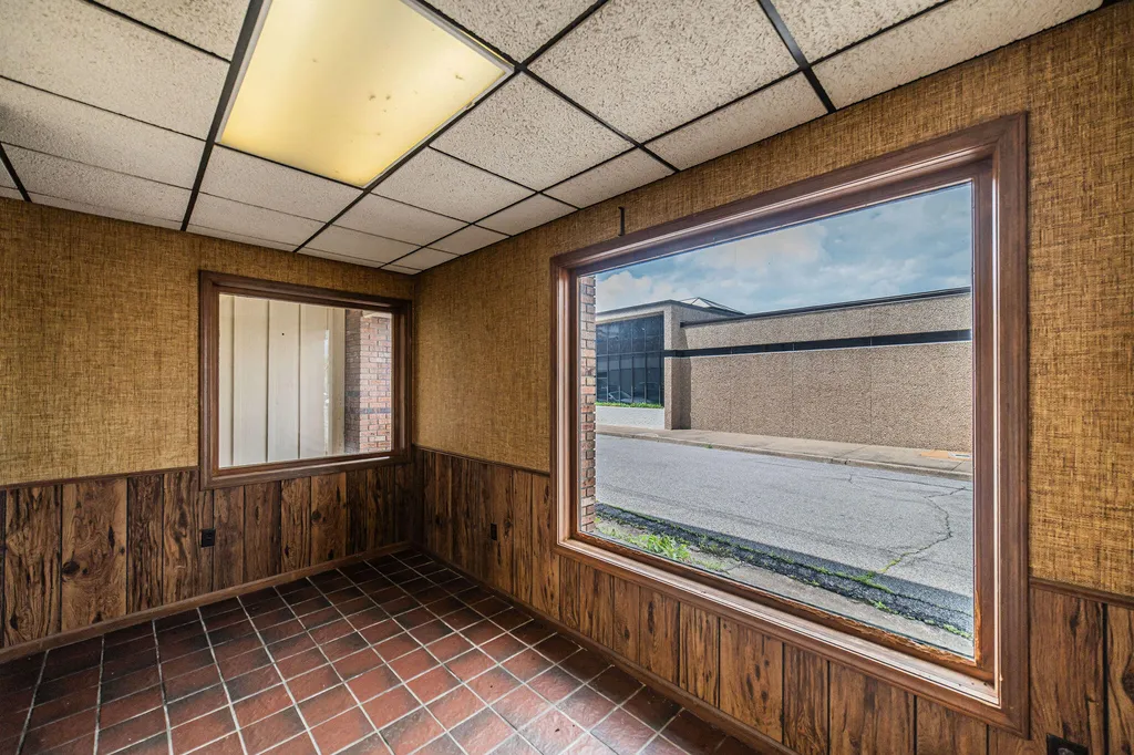 208 E 11th Street Benton KY 42025