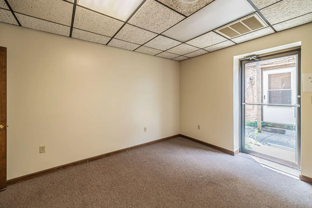 208 E 11th Street Benton KY 42025