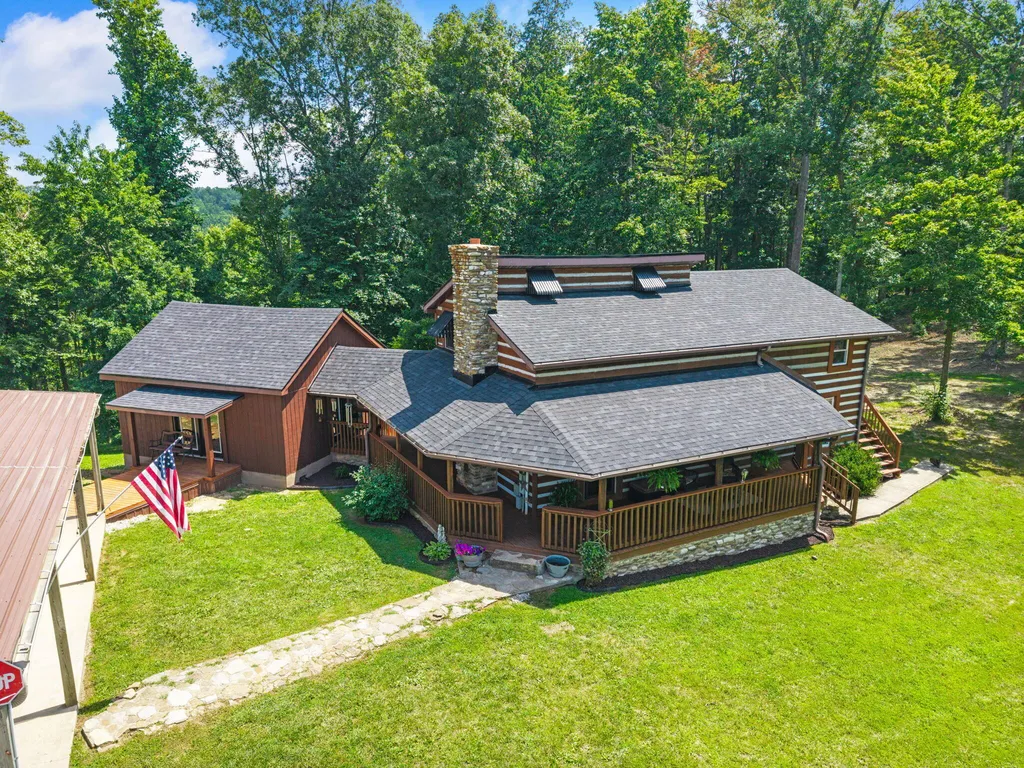 19840 Highway 2004 Highway Mckee KY 40447