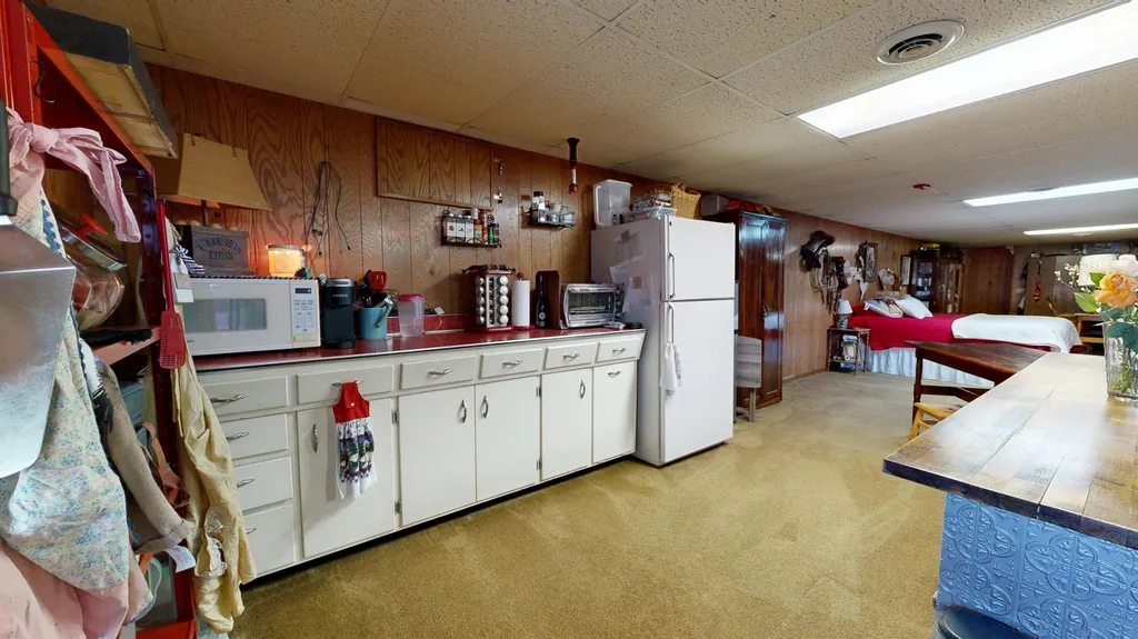 2391 E U.s. 60 Marion KY 42064
