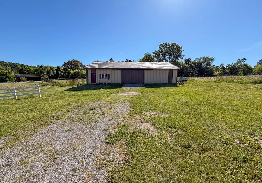 2391 E U.s. 60 Marion KY 42064