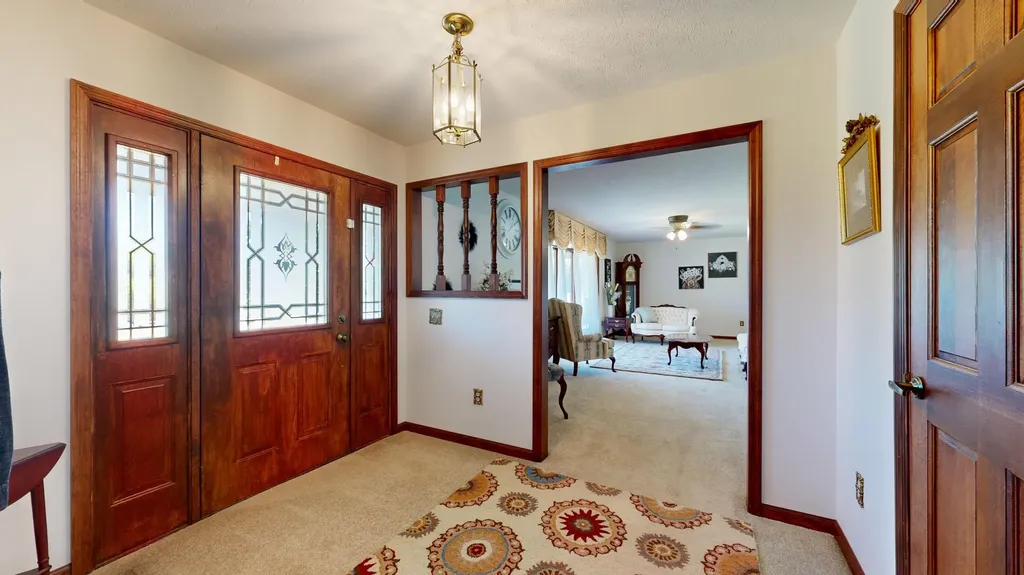 2391 E U.s. 60 Marion KY 42064