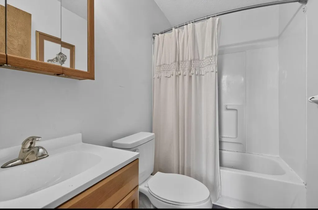 515 Pinoak Drive Nicholasville KY 40356