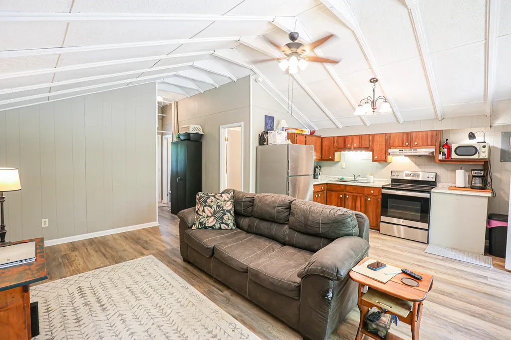 290 Cross Spann Road Murray KY 42071