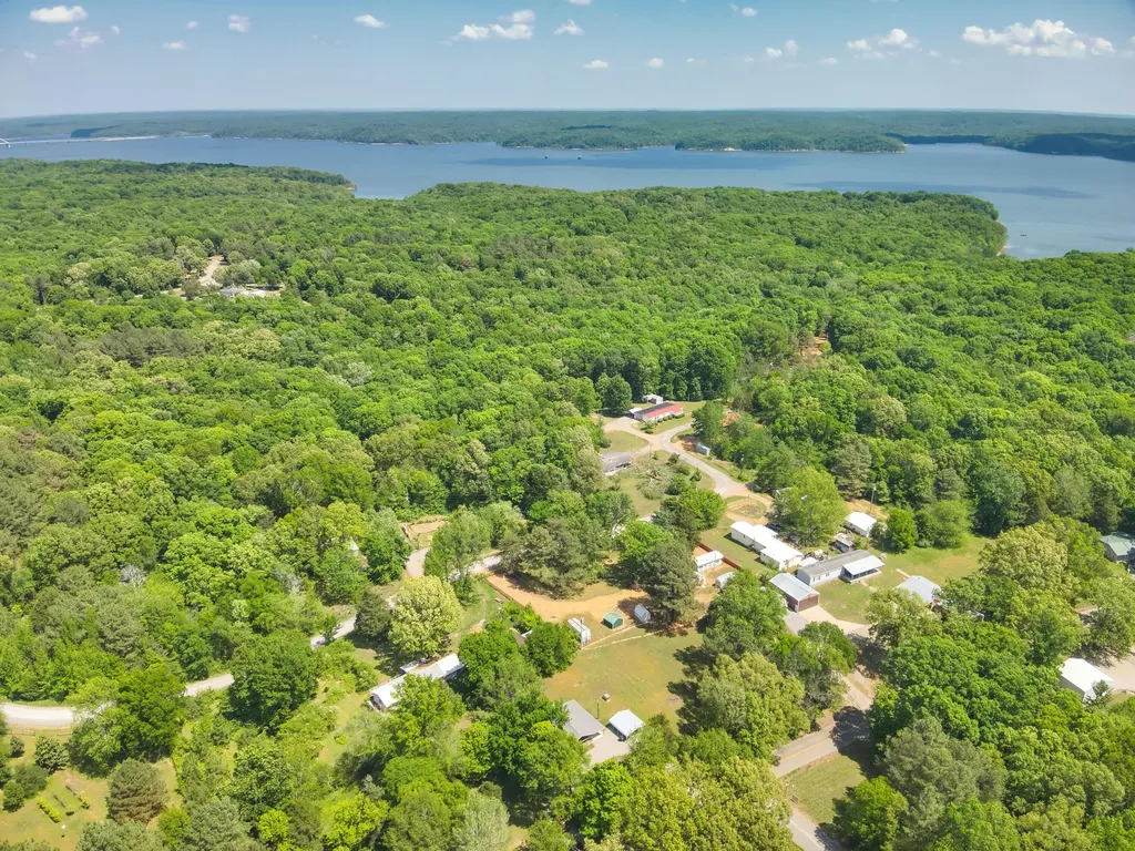 290 Cross Spann Road Murray KY 42071