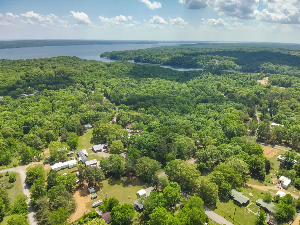 290 Cross Spann Road Murray KY 42071