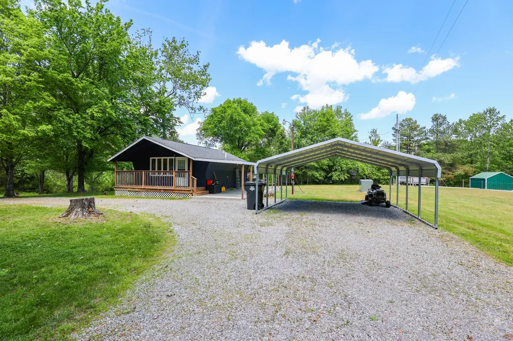 290 Cross Spann Road Murray KY 42071