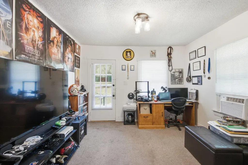 607 Louisville Road Frankfort KY 40601