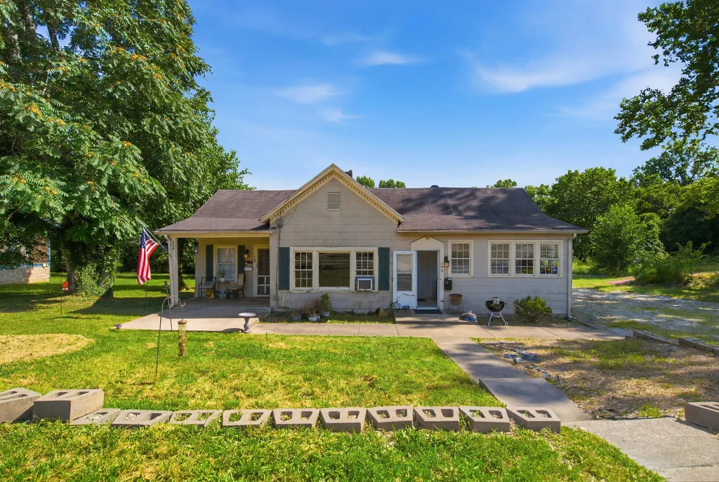 607 Louisville Road Frankfort KY 40601