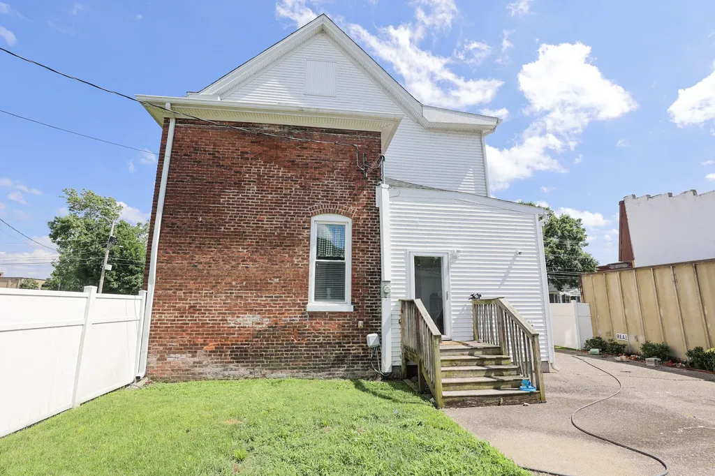 807/815 Jefferson Street Paducah KY 42001