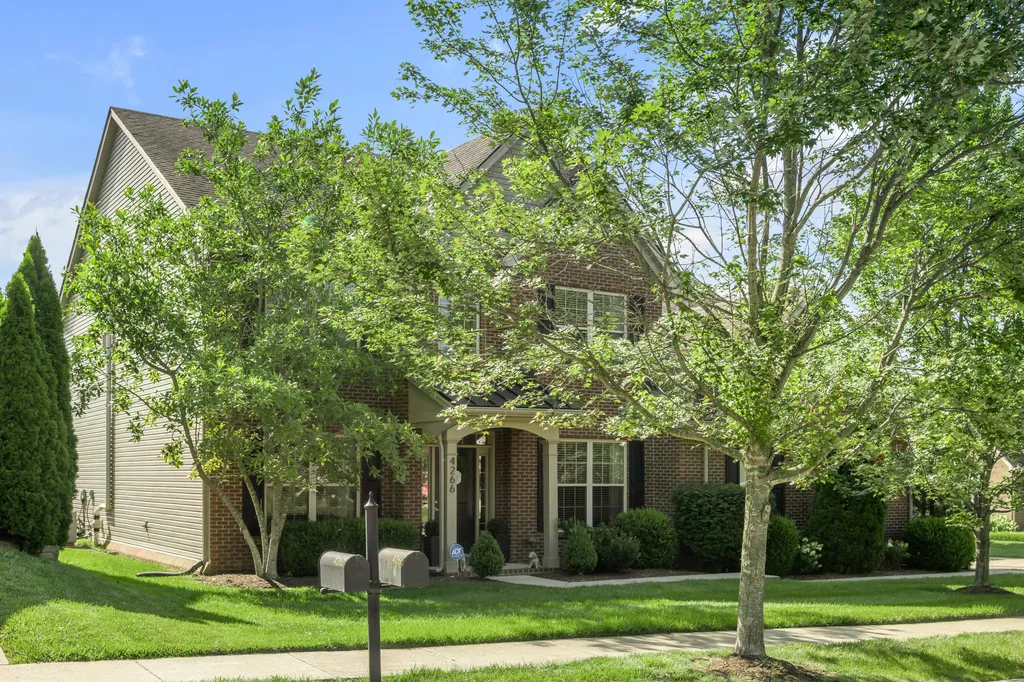 4266 Mooncoin Way Lexington KY 40515