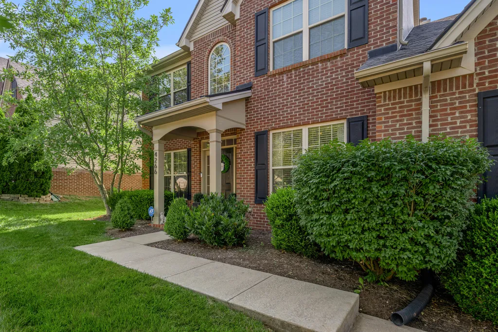 4266 Mooncoin Way Lexington KY 40515