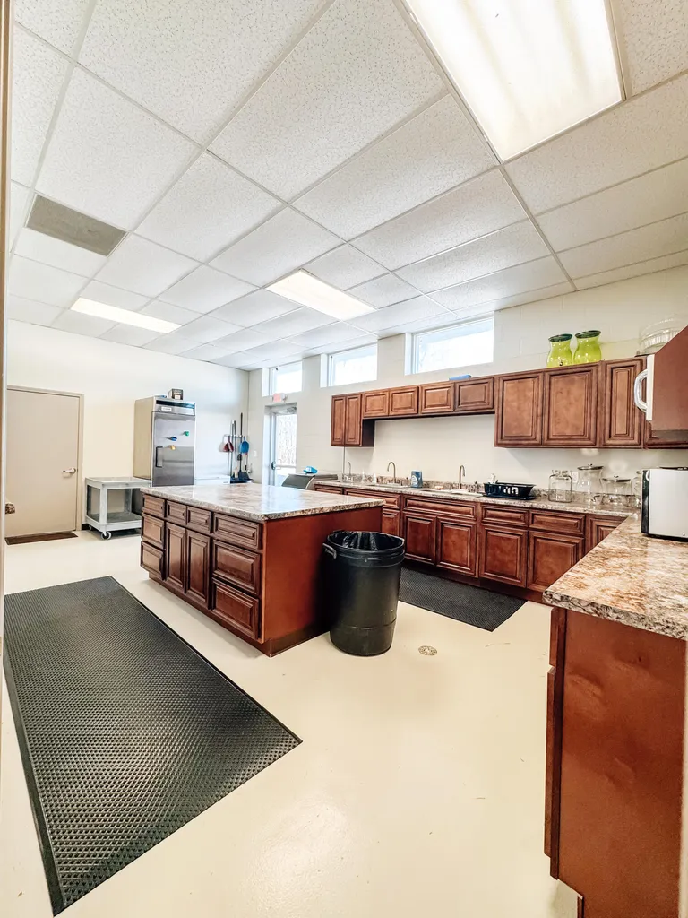 4900 U.s. 62 Calvert City KY 42029