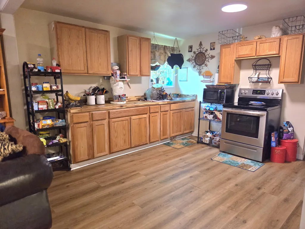 153 N Mcpherson Avenue Hopkinsville KY 42240