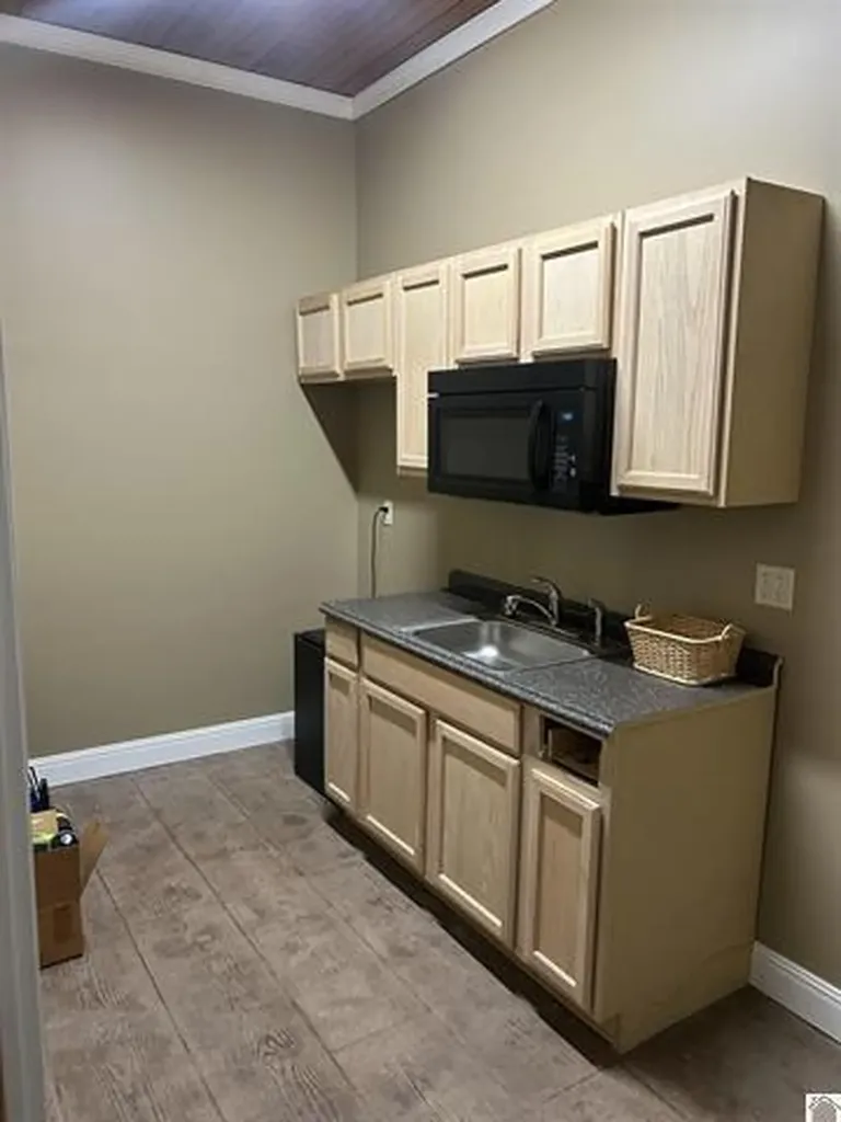 3209 Lafayette Road Hopkinsville KY 42240
