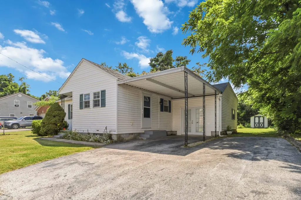104 Orchard Street Berea KY 40403