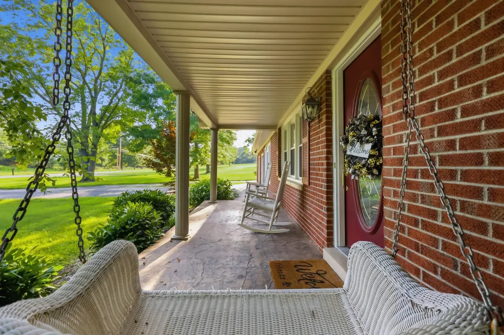 1390 Alton Station Road Lawrenceburg KY 40342