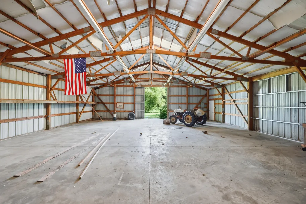 1390 Alton Station Road Lawrenceburg KY 40342