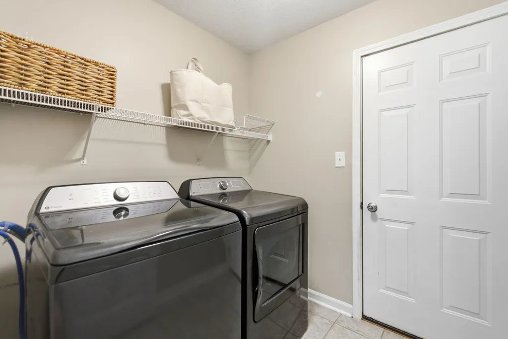 201 Janice Drive Nicholasville KY 40356