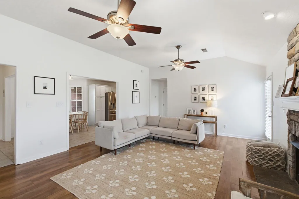 201 Janice Drive Nicholasville KY 40356