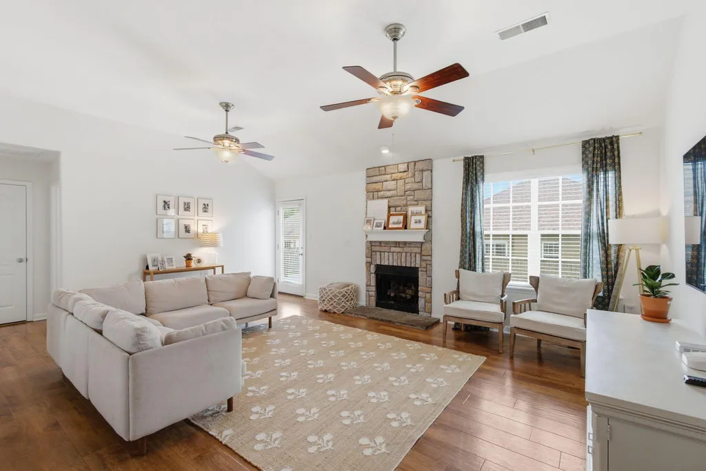 201 Janice Drive Nicholasville KY 40356