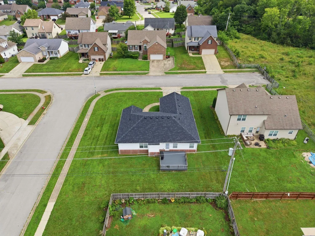 201 Janice Drive Nicholasville KY 40356