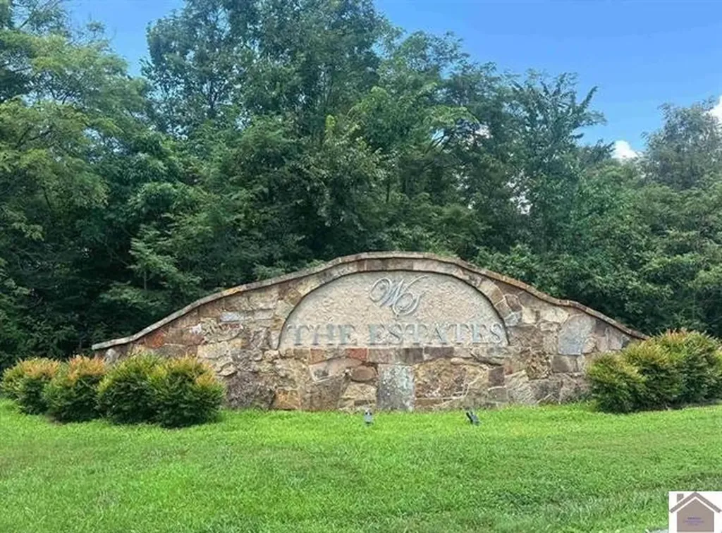 Lot #3 0 Deepwood Drive Murray KY 42071