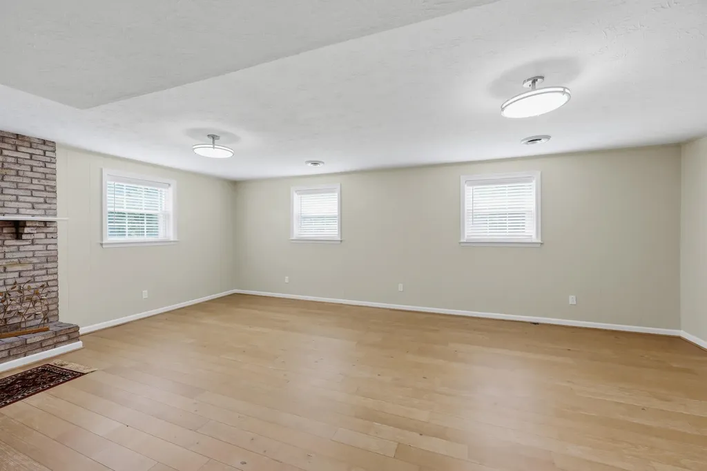 1147 Athenia Drive Lexington KY 40504