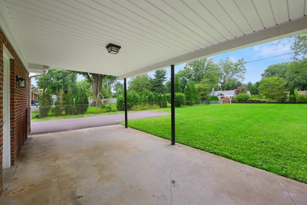 1147 Athenia Drive Lexington KY 40504