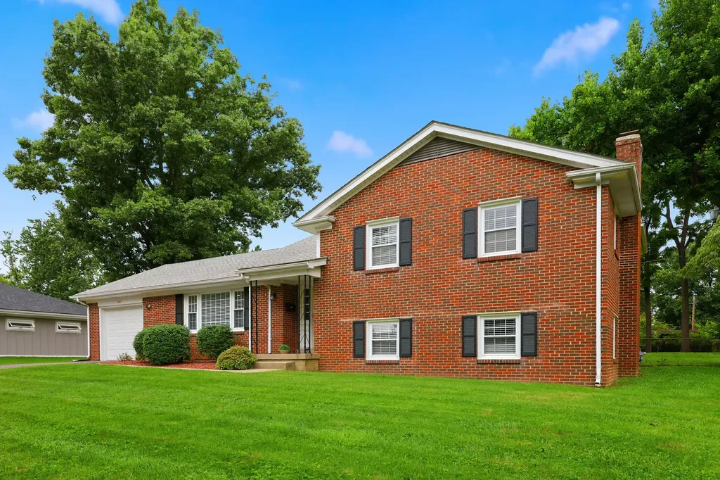1147 Athenia Drive Lexington KY 40504