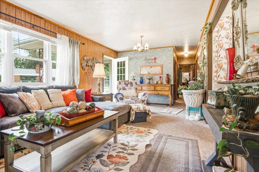 316 Mountain View Road Williamsburg KY 40769