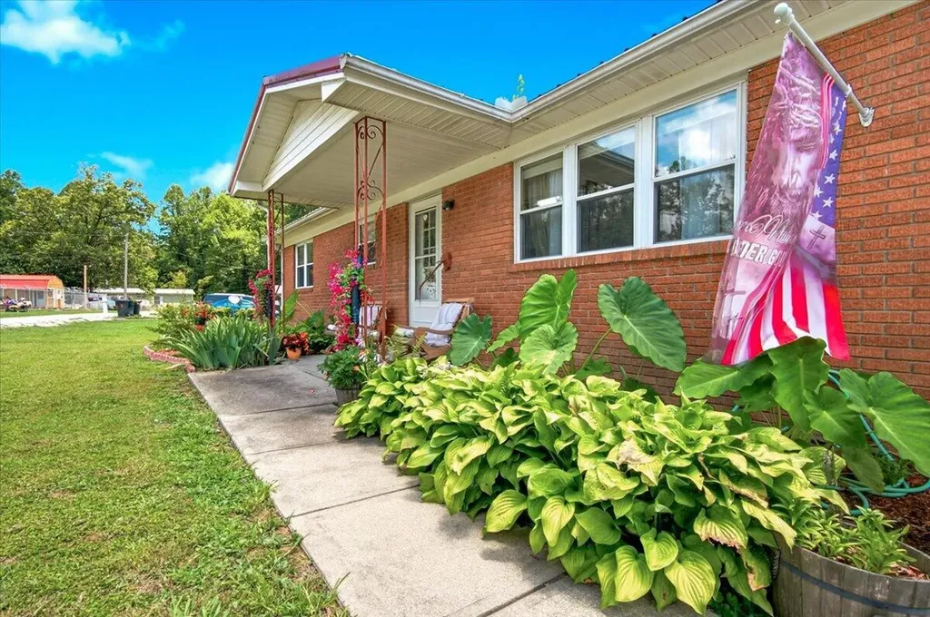 316 Mountain View Road Williamsburg KY 40769
