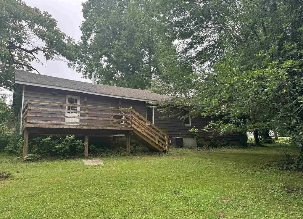 1622 Walnut Street Benton KY 42025