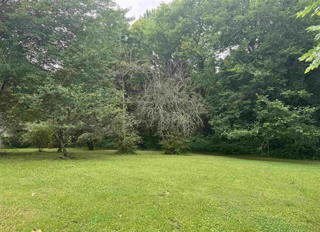 1622 Walnut Street Benton KY 42025
