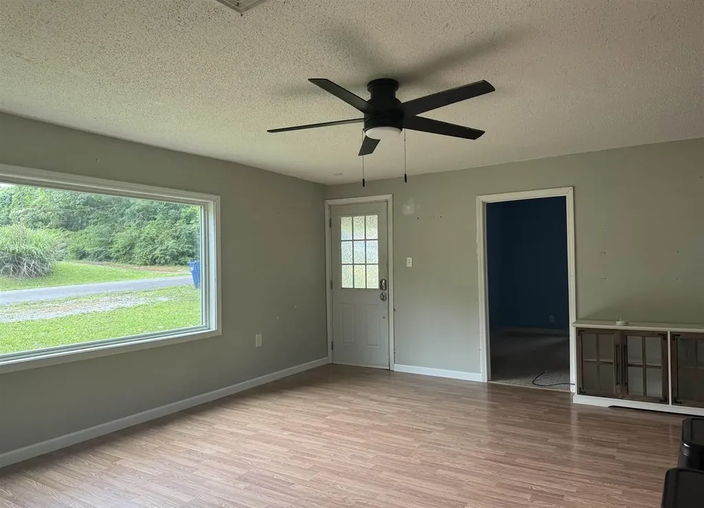 1622 Walnut Street Benton KY 42025