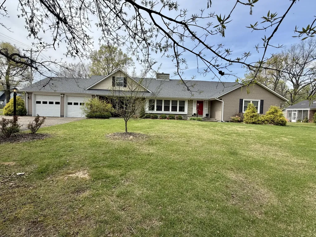 711 Pryor Street Mayfield KY 42066