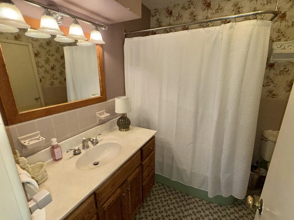 711 Pryor Street Mayfield KY 42066
