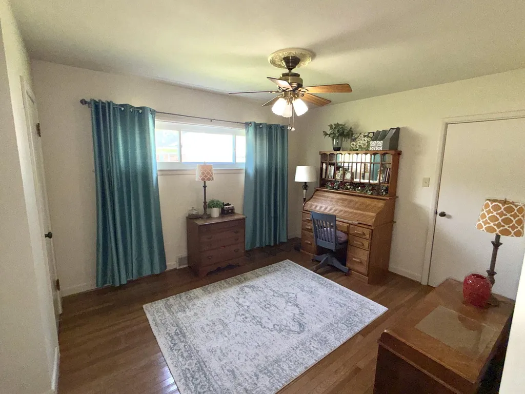 711 Pryor Street Mayfield KY 42066