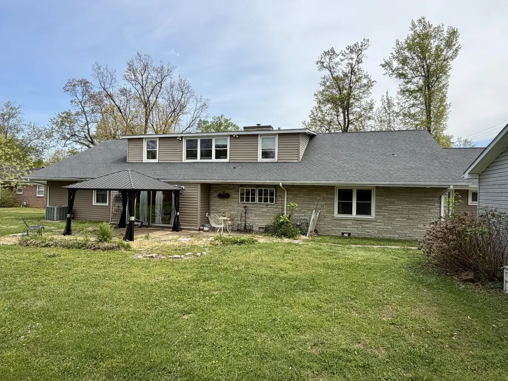 711 Pryor Street Mayfield KY 42066