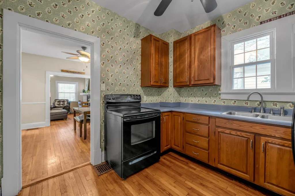 466 Park Avenue Lexington KY 40502