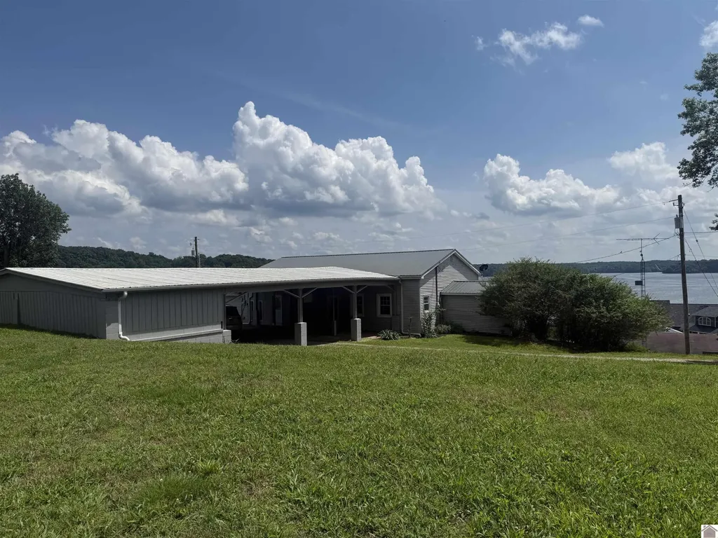 42 Meadowlark Lane Eddyville KY 42038