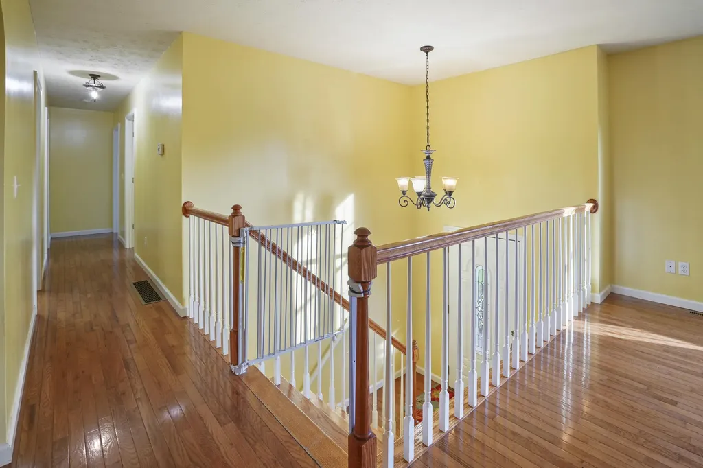 61 Halcomb East Road Orlando KY 40460