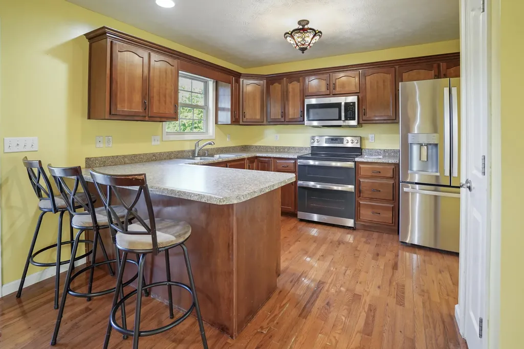 61 Halcomb East Road Orlando KY 40460