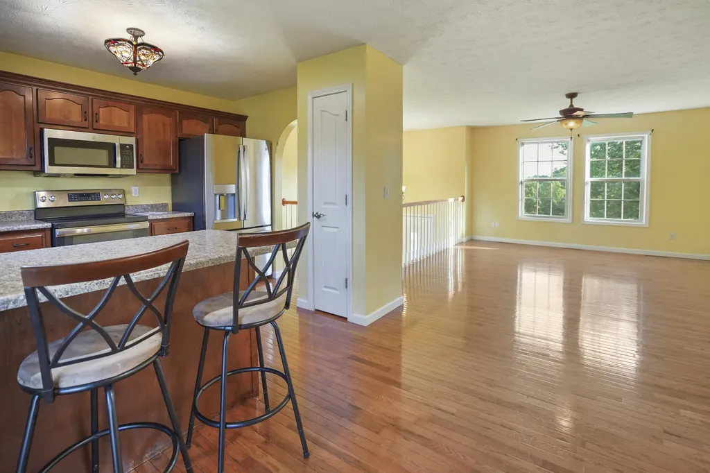 61 Halcomb East Road Orlando KY 40460